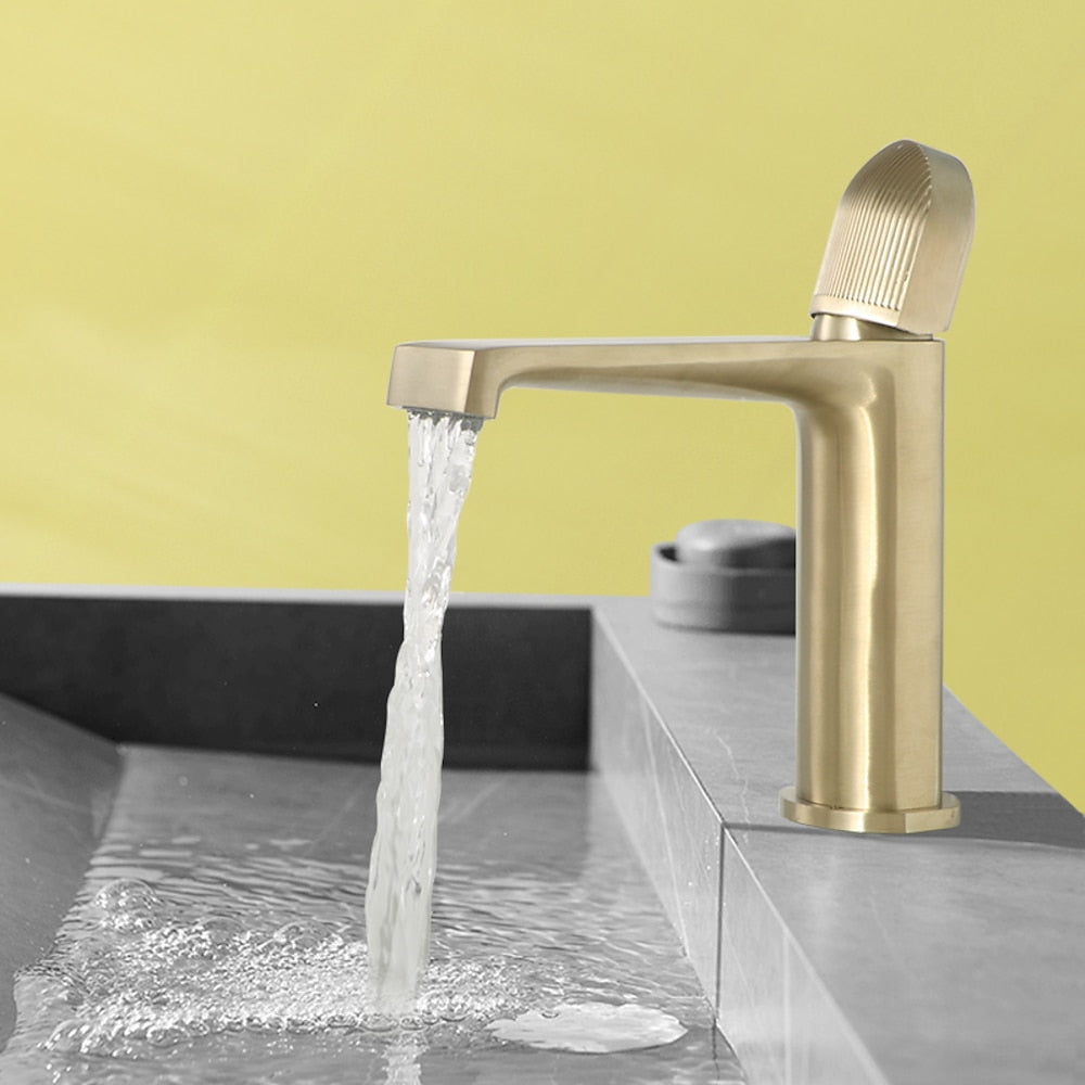 Waterfall Bathroom Faucet, Modern Single-Handle Brass Sink Faucet, Matte Black / Gunmetal / Matte White / Chrome / Brushed Gold