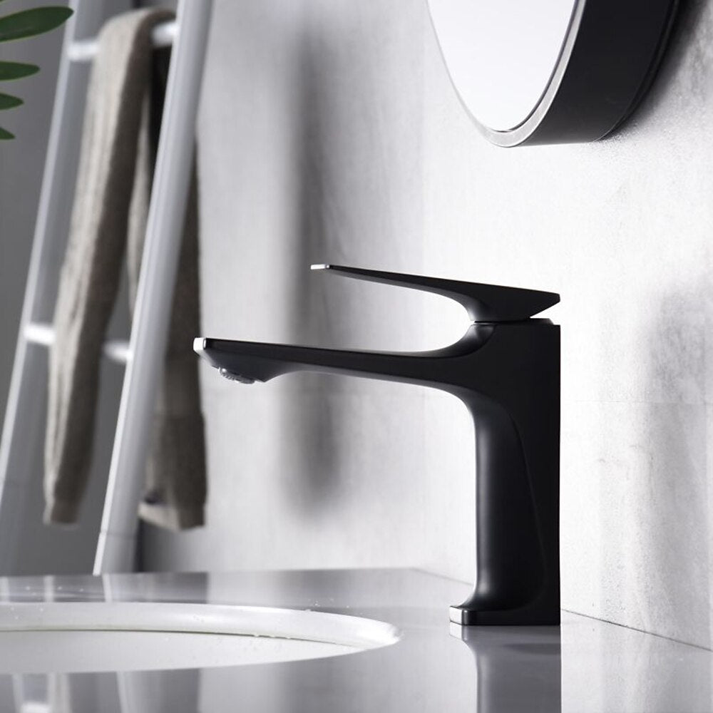 Modern Single-Hole Bathroom Faucet, Single-Handle Brass Sink Faucet, Matte Black / Brushed Gold / Gunmetal / Chrome / Matte White