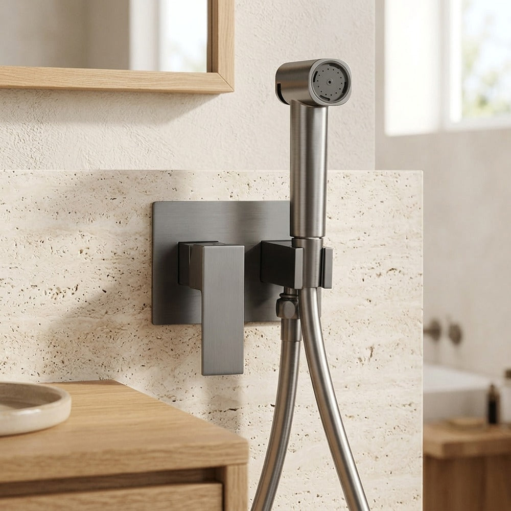 Lagomel wall-mounted bidet faucet, set in a Traditional/Classic/Vintage/Retro bathroom