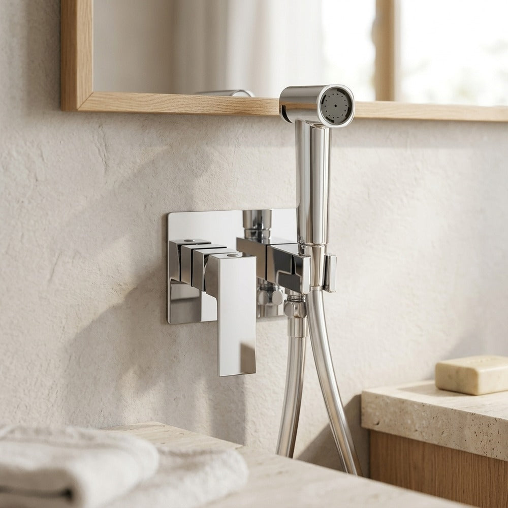 Lagomel wall-mounted bidet faucet, set in a Traditional/Classic/Vintage/Retro bathroom
