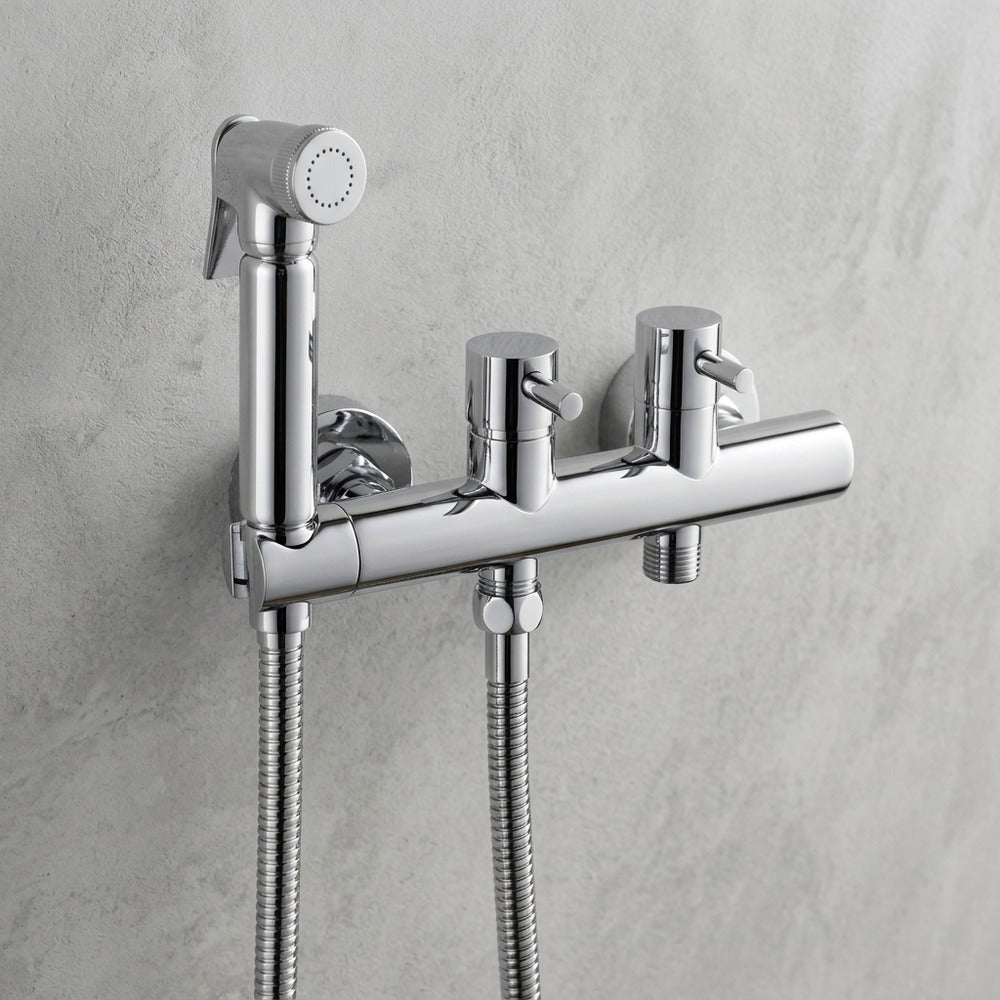 Lagomel wall-mounted bidet faucet, set in a Traditional/Classic/Vintage/Retro bathroom