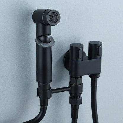 Lagomel wall-mounted bidet faucet, set in a Traditional/Classic/Vintage/Retro bathroom