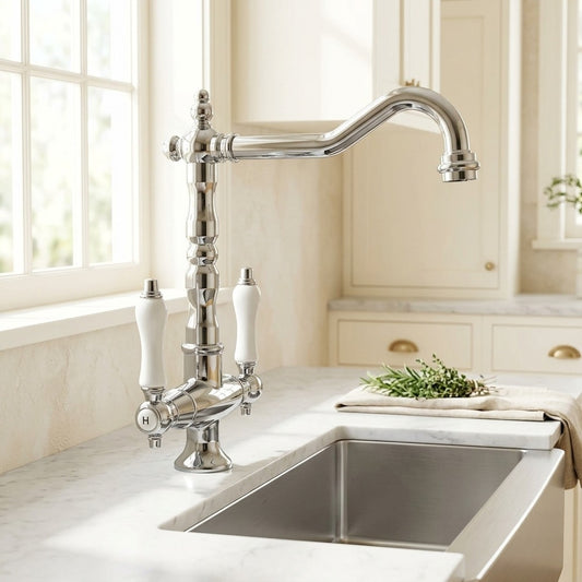 Lagomel single-hole two-handle kitchen faucet in chrome, matte black, antique brass, set in a Traditional/Classic/Vintage/Retro kitchen