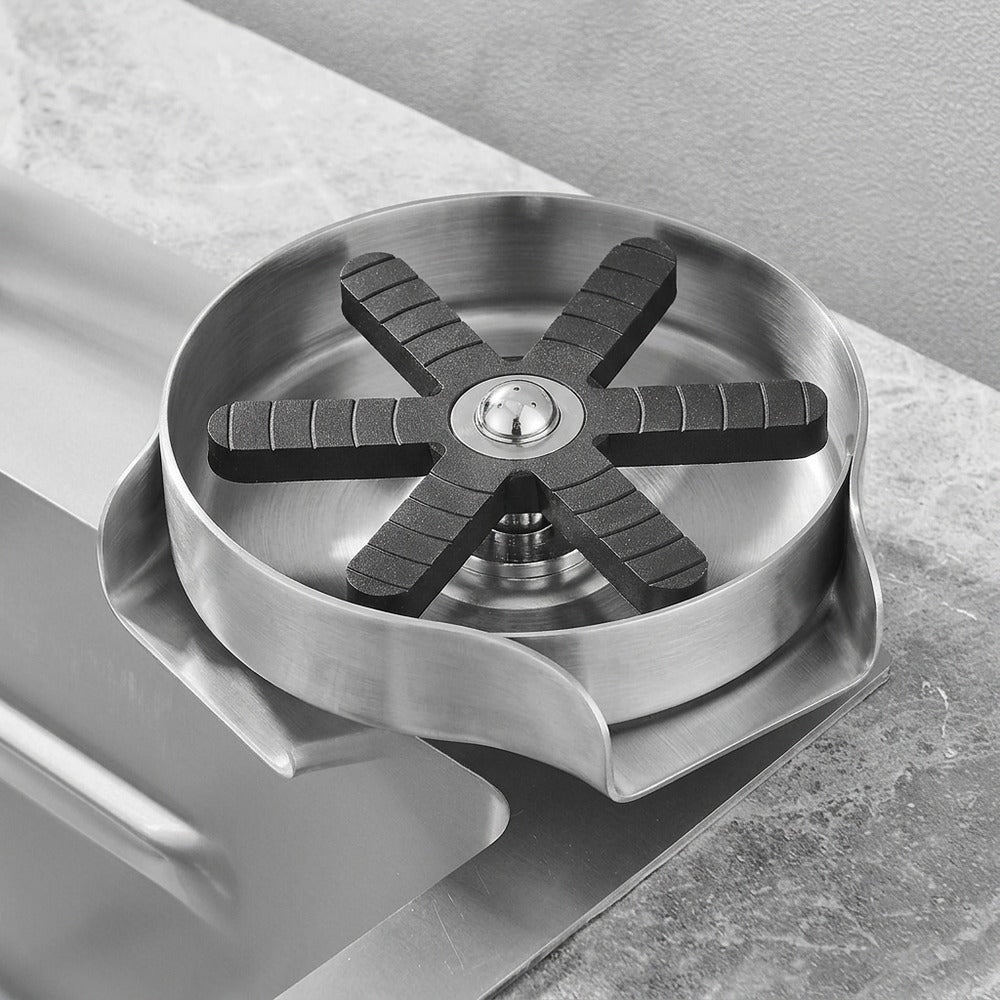Lagomel glass rinser, set in a Modern/Contemporary kitchen