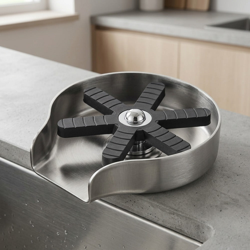 Lagomel glass rinser, set in a Modern/Contemporary kitchen