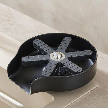 Lagomel glass rinser, set in a Modern/Contemporary kitchen