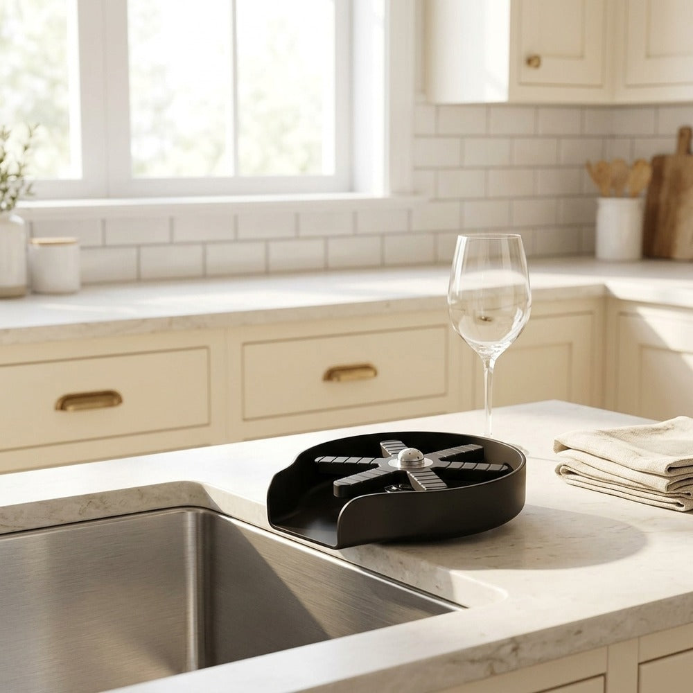 Lagomel glass rinser, set in a Modern/Contemporary kitchen