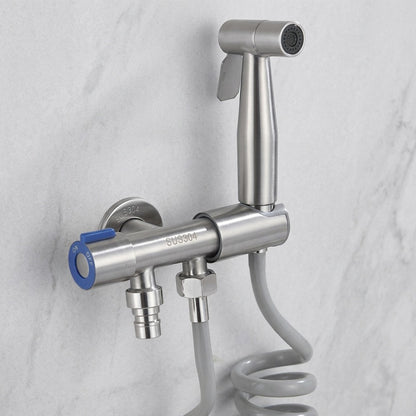 Lagomel wall-mounted bidet faucet, set in a Traditional/Classic/Vintage/Retro bathroom