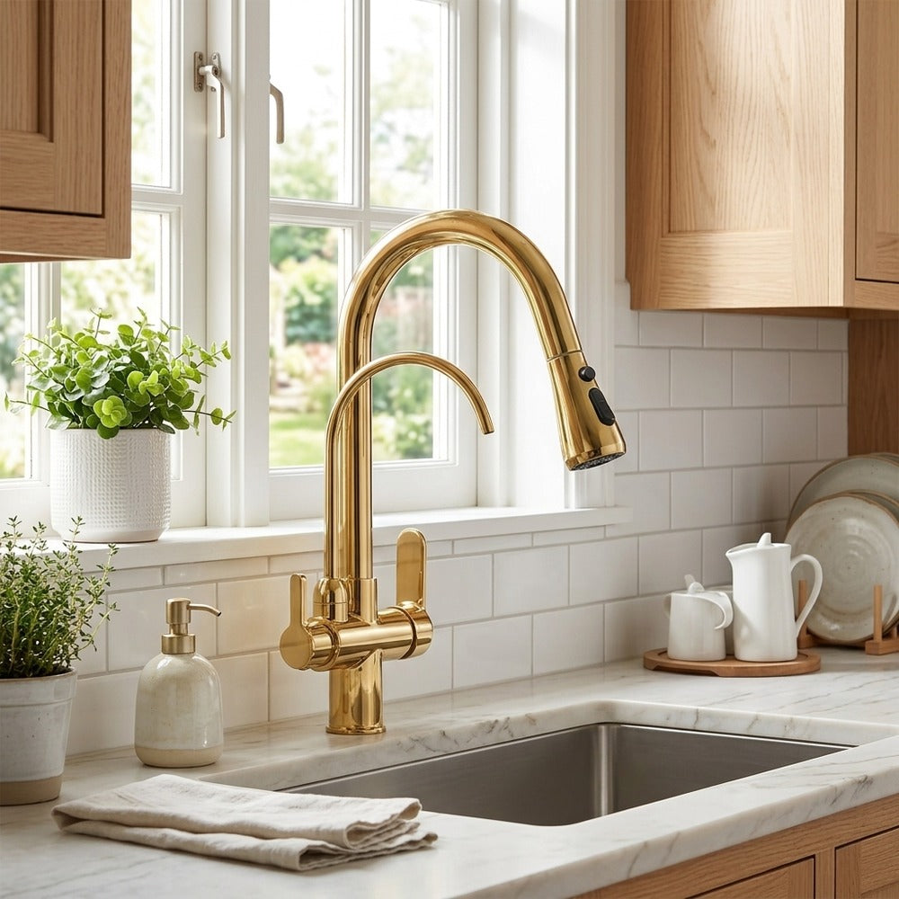 Lagomel pull-down kitchen faucet, set in a Modern/Contemporary kitchen