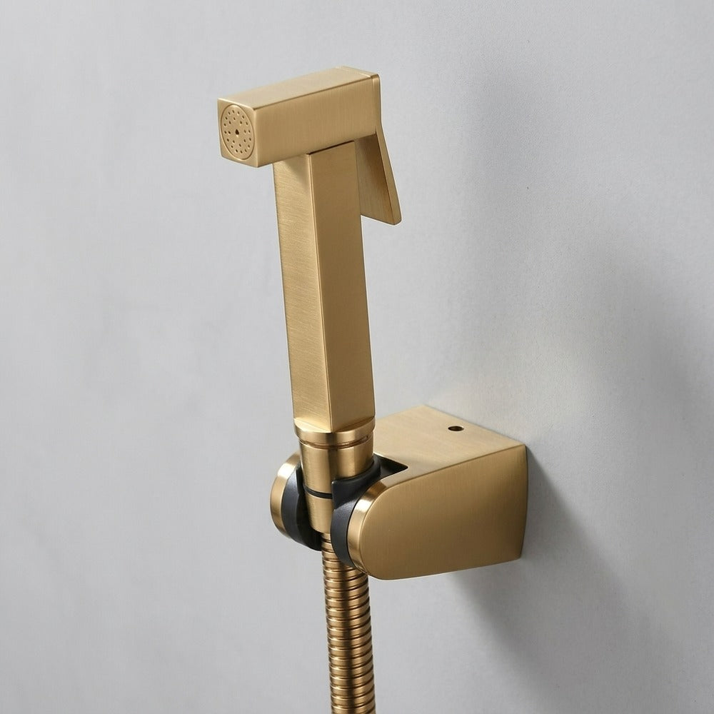 Lagomel wall-mounted bidet faucet, set in a Traditional/Classic/Vintage/Retro bathroom