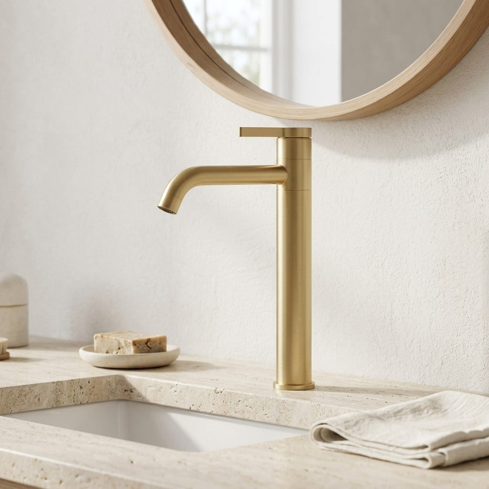 Lagomel single-hole vessel sink faucet, set in a Vintage/Retro/Traditional/Classic bathroom