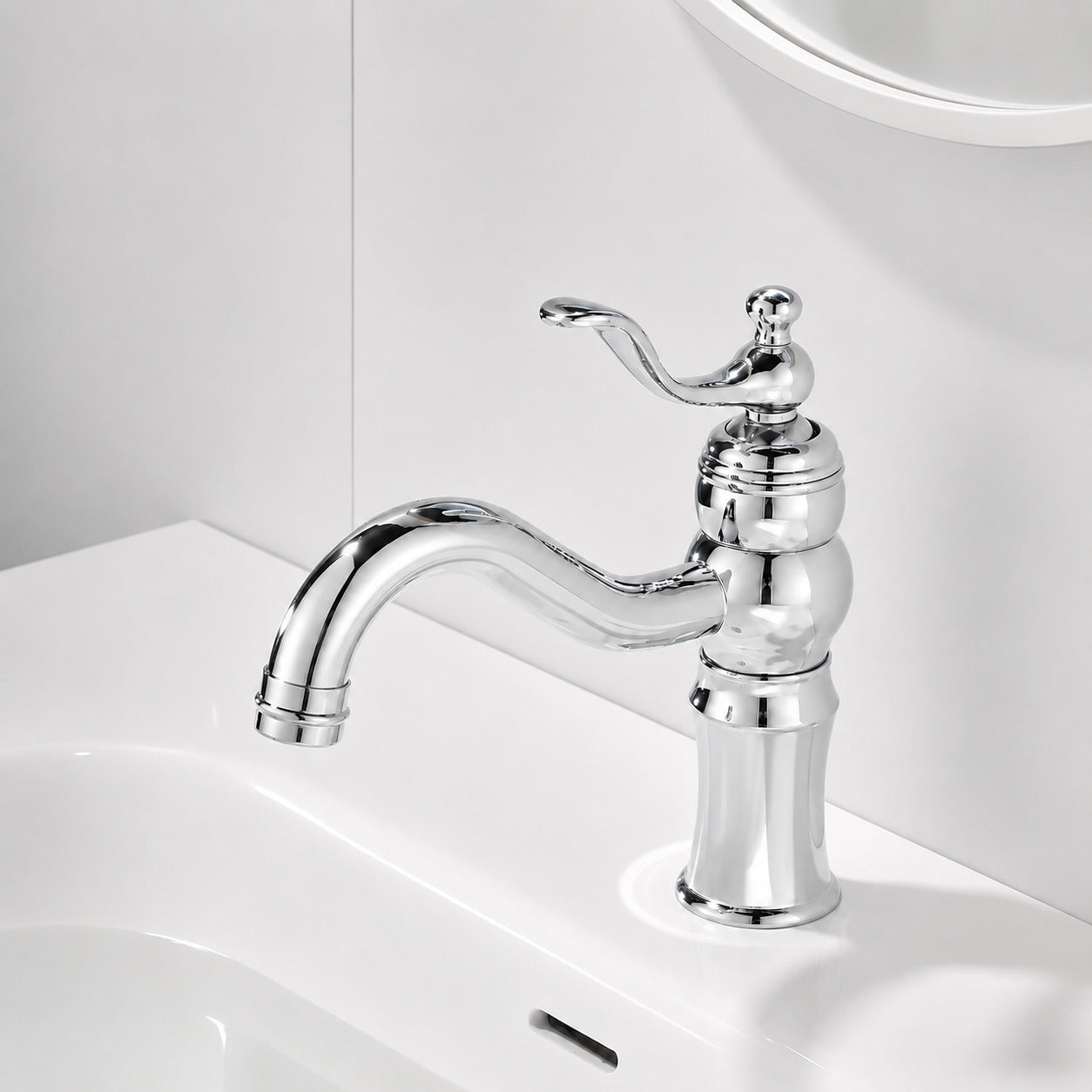 Traditional Single-Hole Bathroom Sink Faucet, Single-Handle Curved Spout Faucet with Brass Body