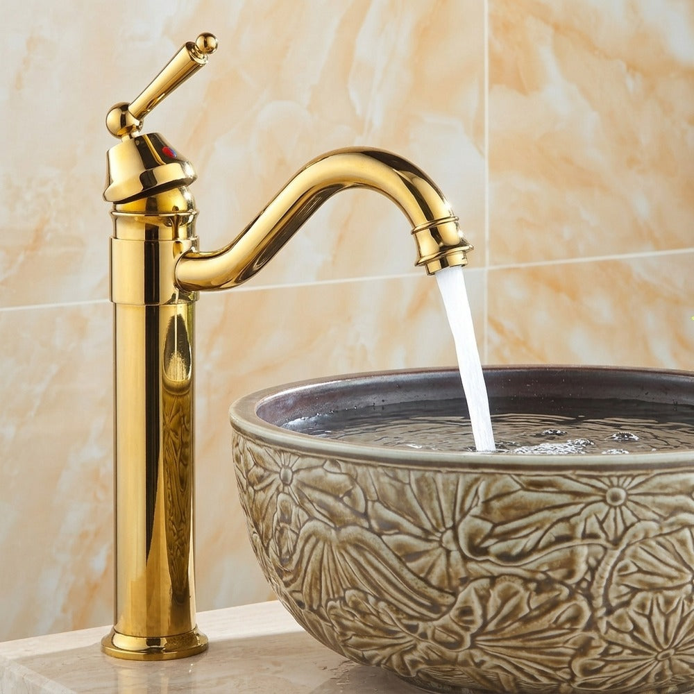Lagomel single-hole bathroom faucet, set in a Traditional/Classic bathroom