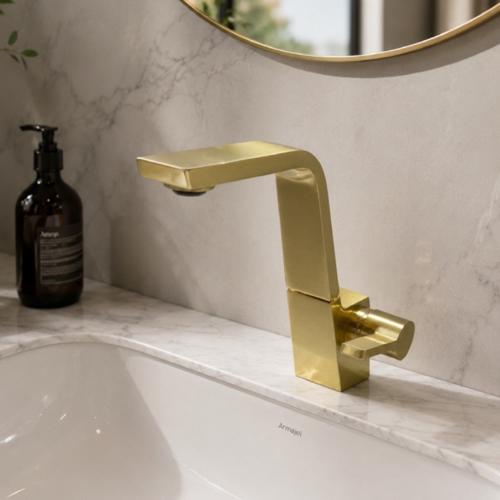 Single-Handle Bathroom Sink Faucet, Modern Brushed Gold