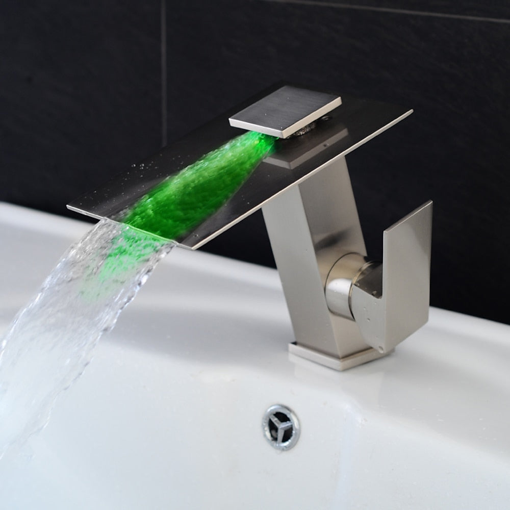 LED Waterfall Bathroom Faucet, Single-Hole Single-Handle Brass Faucet, Brushed Nickel / Chrome / Oil-Rubbed Bronze