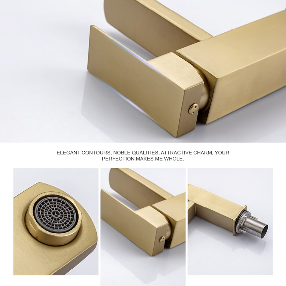 Lagomel single-hole bathroom faucet, set in a Traditional/Classic bathroom