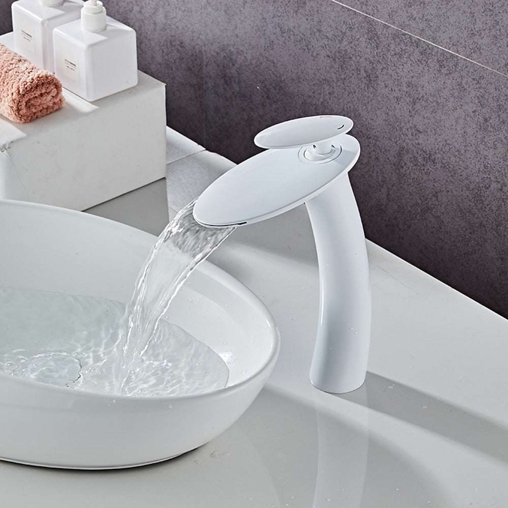 Modern Waterfall Vessel Bathroom Faucet, Single-Hole Single-Handle Faucet