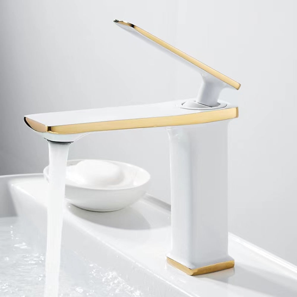 Waterfall Modern Single-Hole Bathroom Faucet, Single-Handle Brass Faucet