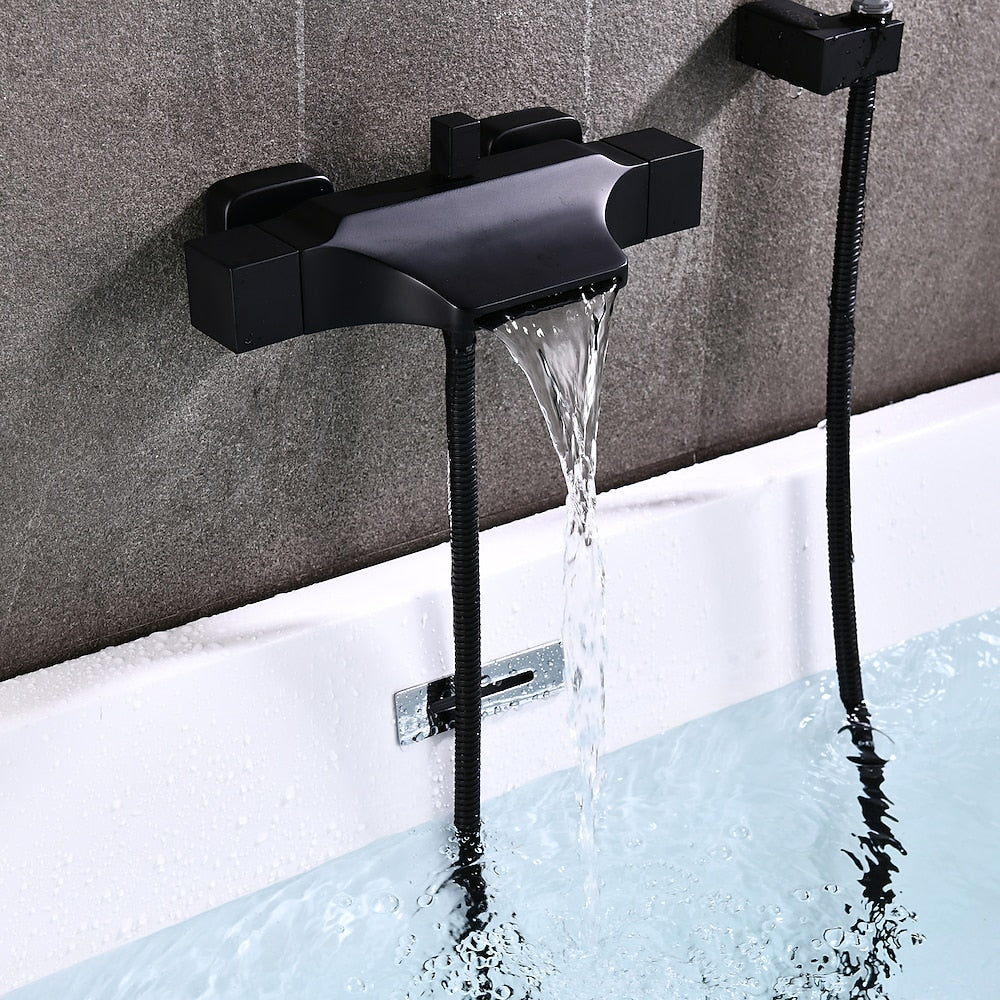Modern Single-Hole Kitchen Faucet, Dual-Handle Pull-Down Sprayer Faucet with Swivel Spout