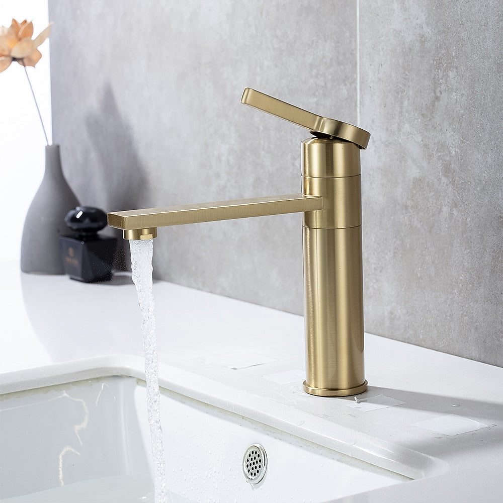 360-Degree Swivel Modern Bathroom Faucet, Single-Handle Vanity Faucet, Brushed Gold / Gunmetal / Matte Black / Chrome