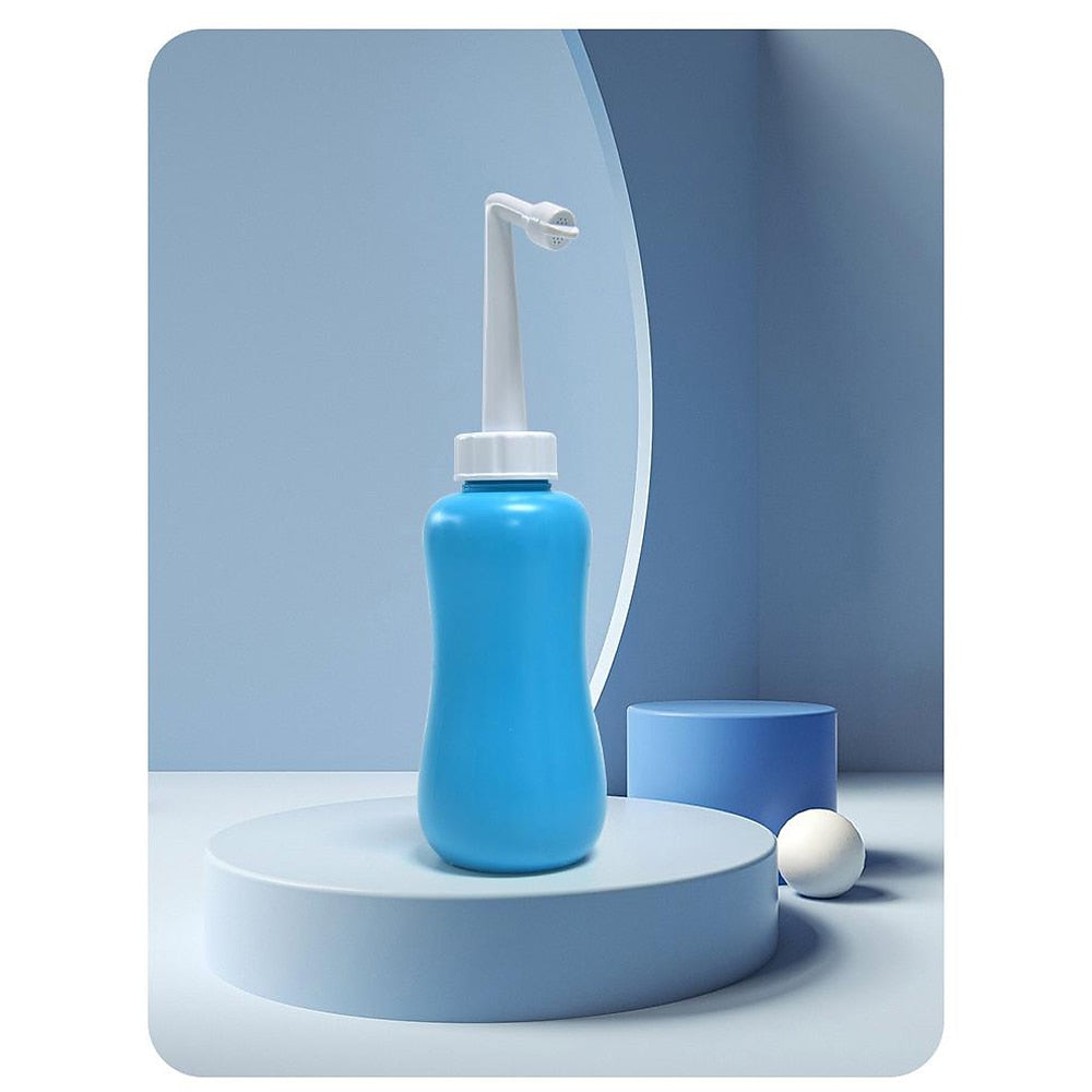 Squeeze Design EVA Portable Bidet Sprayer Bottle, Handheld Personal Hygiene Wash Bottle with Detachable Nozzles / Storage Bag
