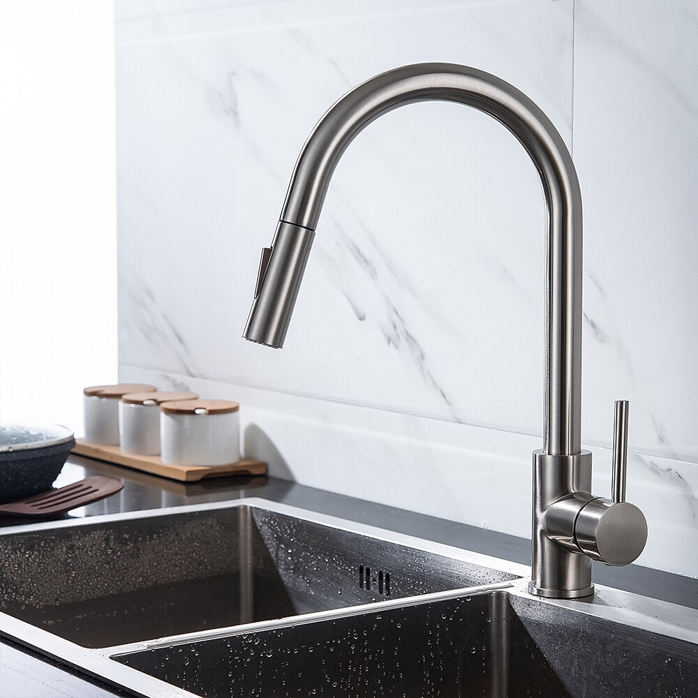 Modern Pull-Down Kitchen Faucet, Single-Handle Swivel Spout Faucet, Matte Black / Brushed Gold / Brushed Nickel / Chrome / Gunmetal