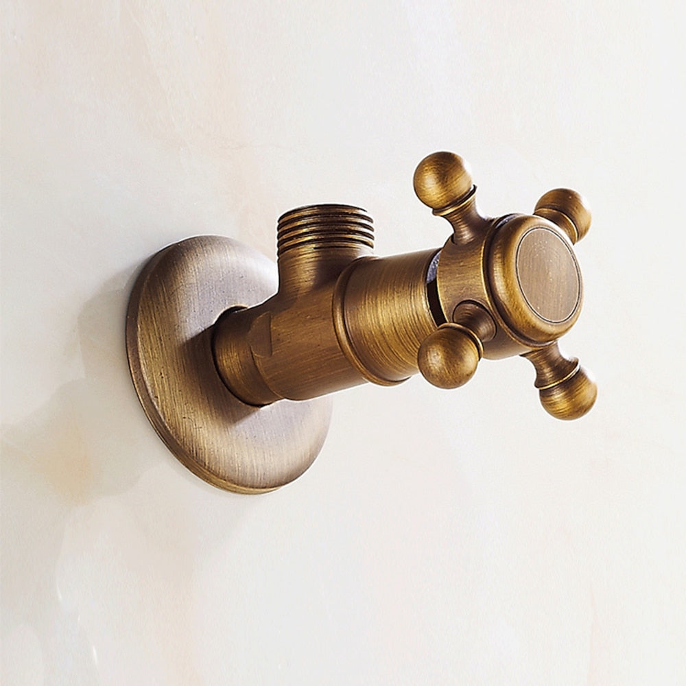 Lagomel wall-mounted angle valve, set in a Vintage/Retro bathroom