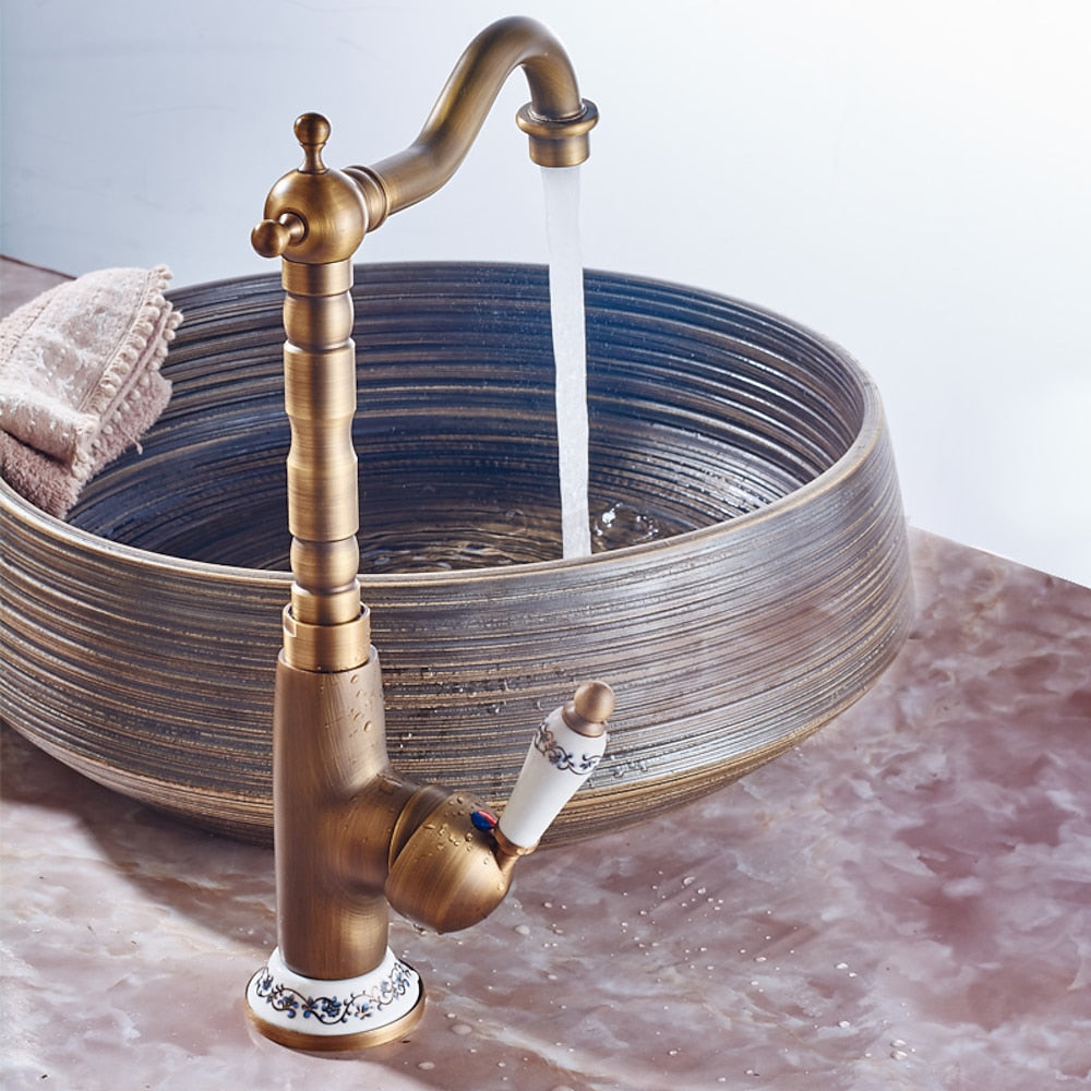 Antique Brass Traditional Single-Hole Bathroom Faucet, Single-Handle High Arc Vessel Sink Faucet with Ceramic Lever
