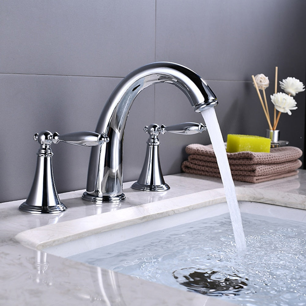 Vintage Widespread Bathroom Faucet, Double Handle 3-Hole Faucet