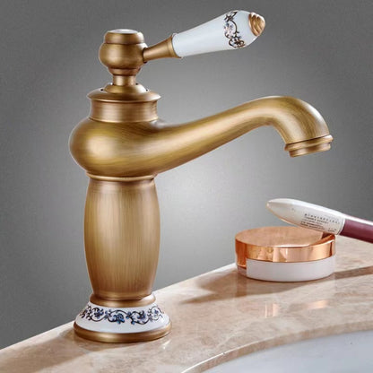 Vintage Single-Handle Bathroom Faucet, Single-Hole Deck-Mounted Basin Faucet, Antique Brass / Matte Black