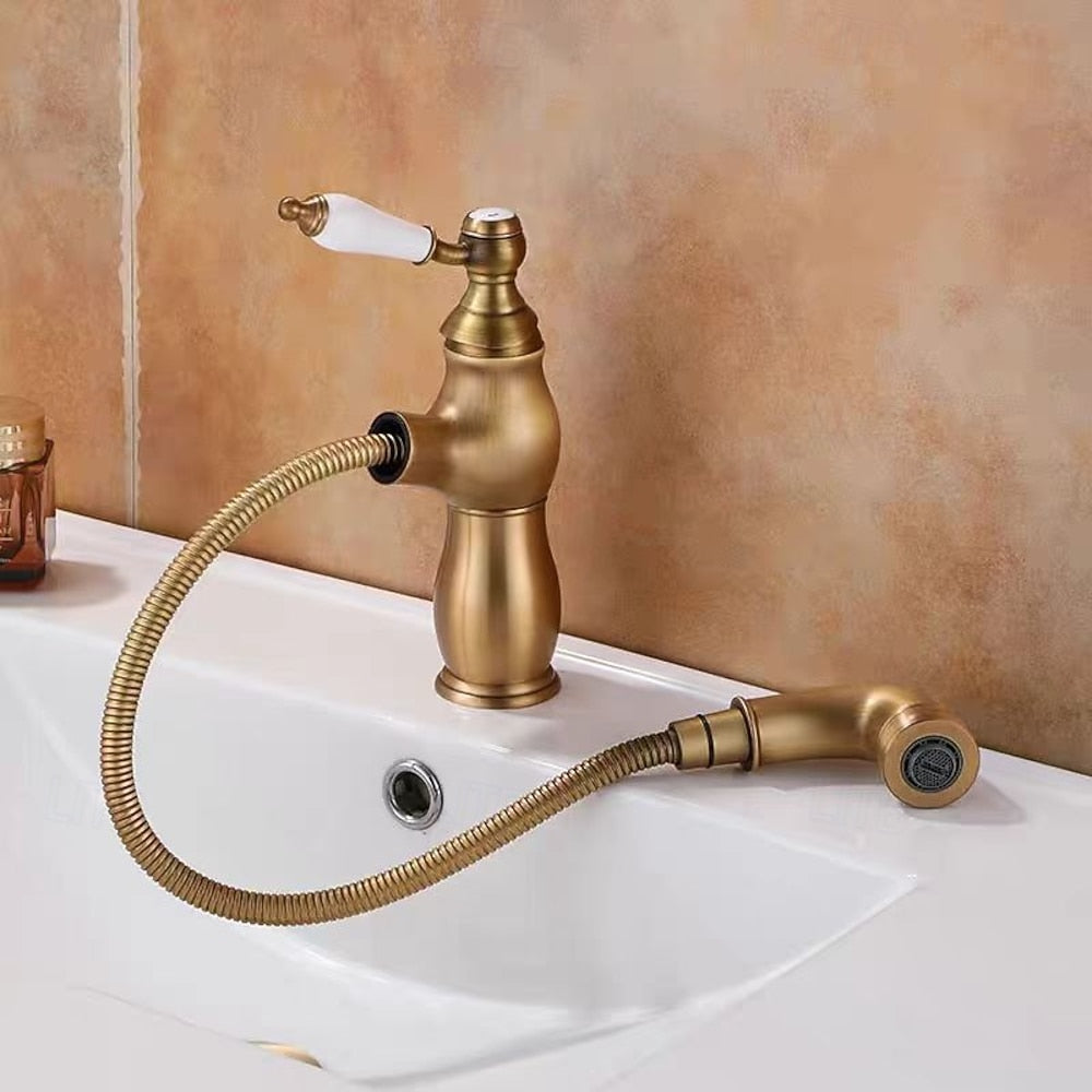 Pull-Out Single-Hole Bathroom Faucet, Single-Handle Brass Faucet, Antique Brass / Chrome / Polished Gold