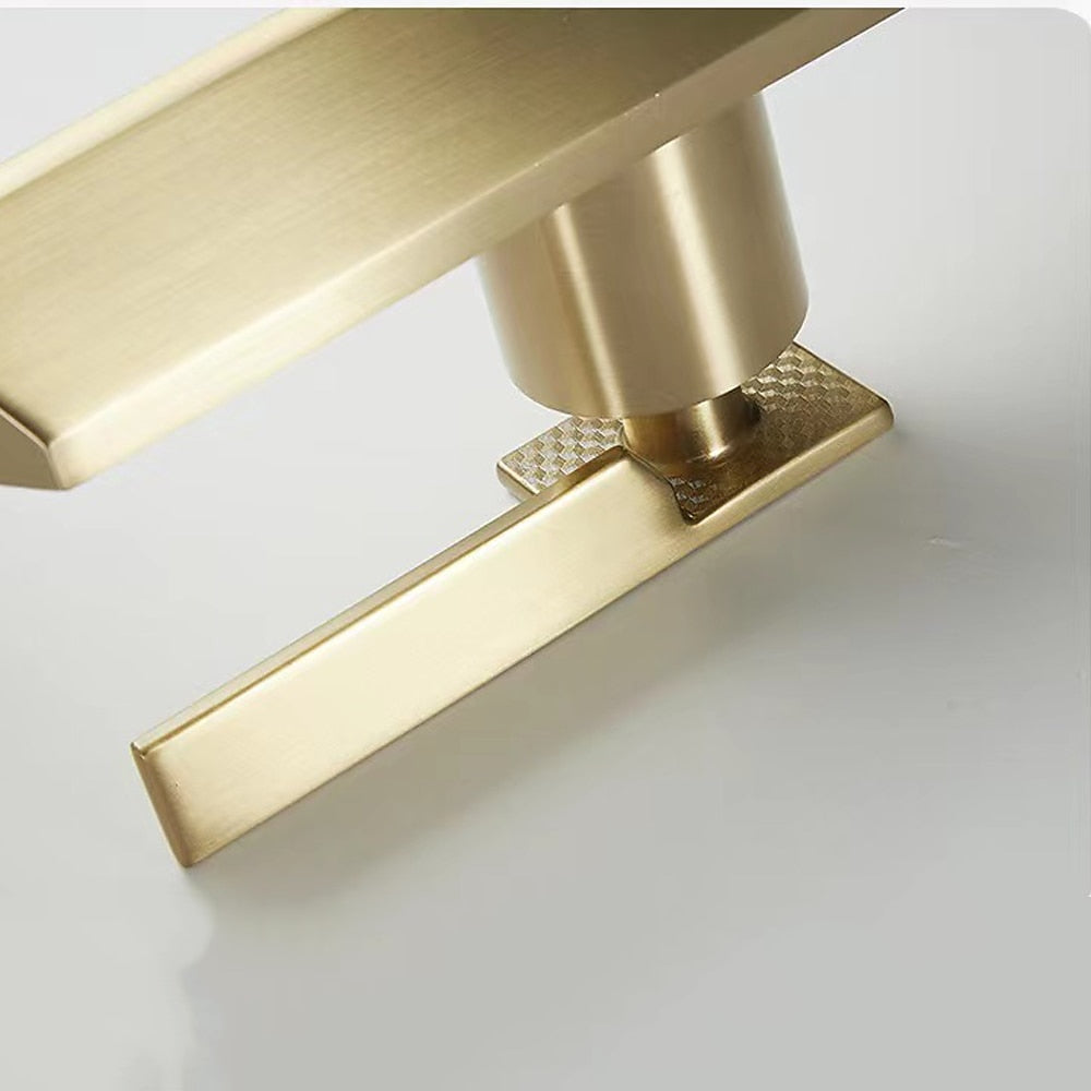 Modern Waterfall Bathroom Faucet, Single-Handle Brass Faucet, Matte Black / Chrome / Brushed Gold / Gunmetal