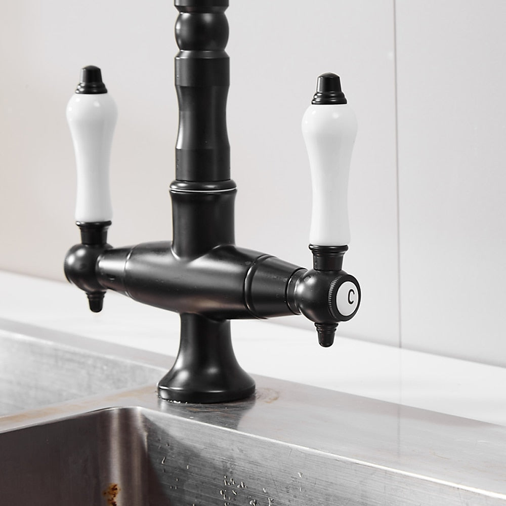 360-Degree Swivel High Arc Brass Faucet, Traditional Single-Hole Two-Handle Bathroom Faucet, Chrome / Matte Black / Antique Brass