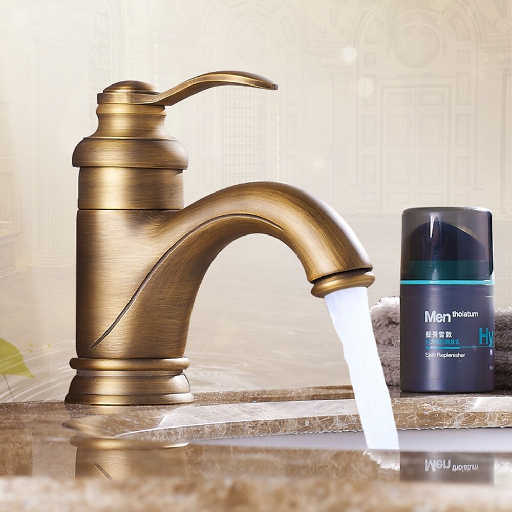 Traditional Single-Handle Brass Bathroom Faucet, Single-Hole Deck-Mounted Faucet, Antique Brass / Oil-Rubbed Bronze / Polished Gold