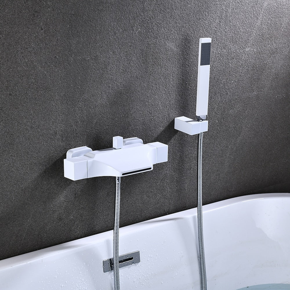 Modern Single-Hole Kitchen Faucet, Dual-Handle Pull-Down Sprayer Faucet with Swivel Spout