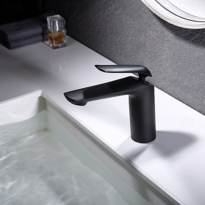 Matte Black Single-Hole Bathroom Faucet, Modern Single-Handle Brass Vanity Faucet