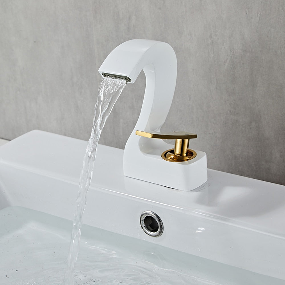 Waterfall Single-Hole Bathroom Faucet, Single-Handle Brass Faucet
