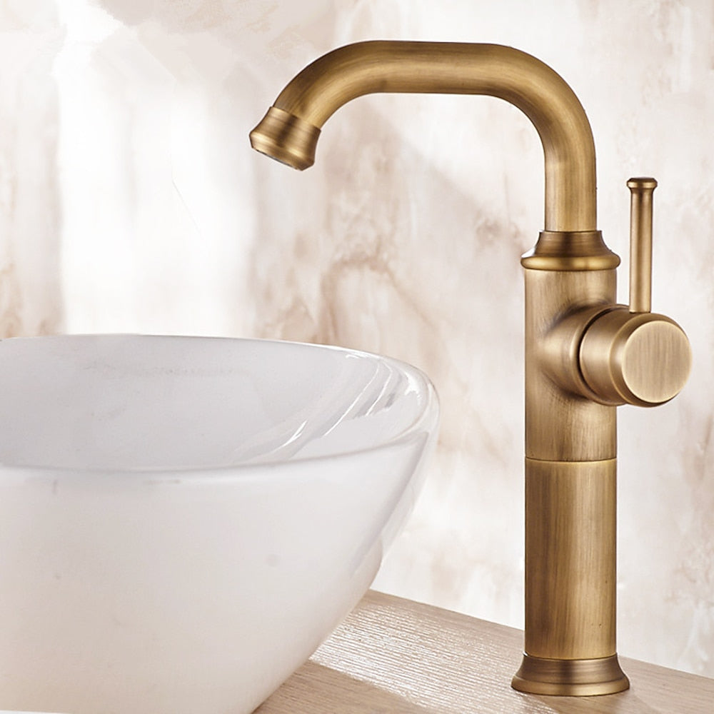 360-Degree Swivel Vintage Bathroom Faucet, Single-Hole Single-Handle Faucet, Antique Brass / Matte Black