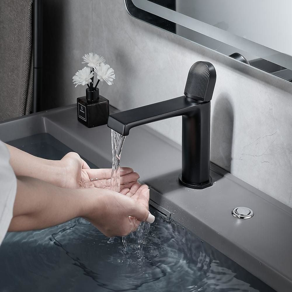 Waterfall Bathroom Faucet, Modern Single-Handle Brass Sink Faucet, Matte Black / Gunmetal / Matte White / Chrome / Brushed Gold
