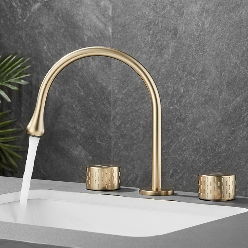 360-Degree Swivel Modern Bathroom Sink Faucet, 3-Hole Widespread Brass Faucet, Gunmetal / Matte Black / Brushed Gold / Chrome