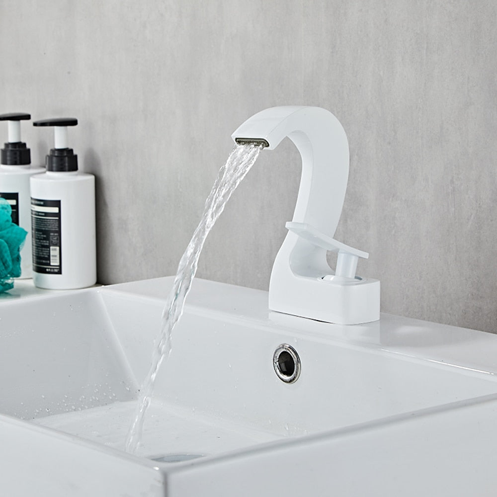 Waterfall Single-Hole Bathroom Faucet, Single-Handle Brass Faucet