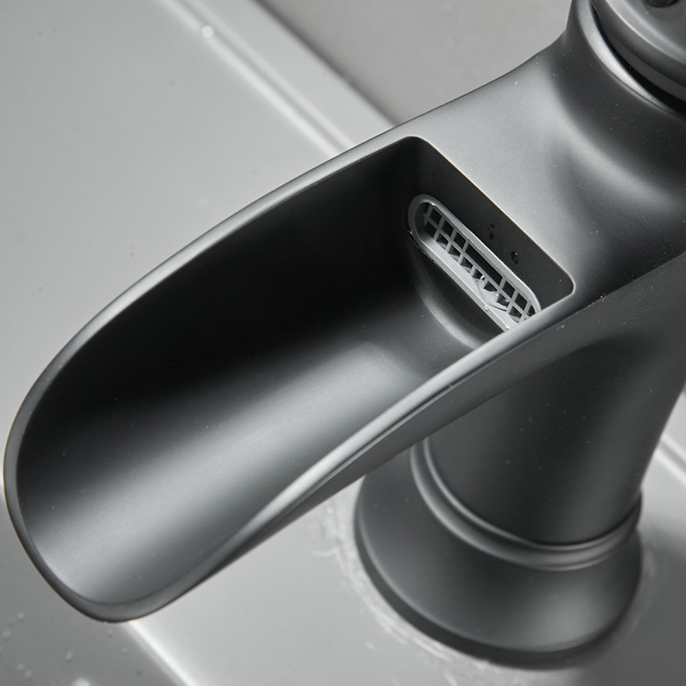 Waterfall Bathroom Faucet, Modern Single-Handle Brass Basin Faucet, Brushed Nickel / Matte Black