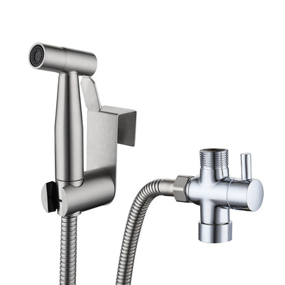 Lagomel wall-mounted bidet faucet, set in a Traditional/Classic/Vintage/Retro bathroom