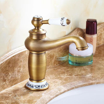 Vintage Single-Handle Bathroom Faucet, Single-Hole Deck-Mounted Basin Faucet, Antique Brass / Matte Black