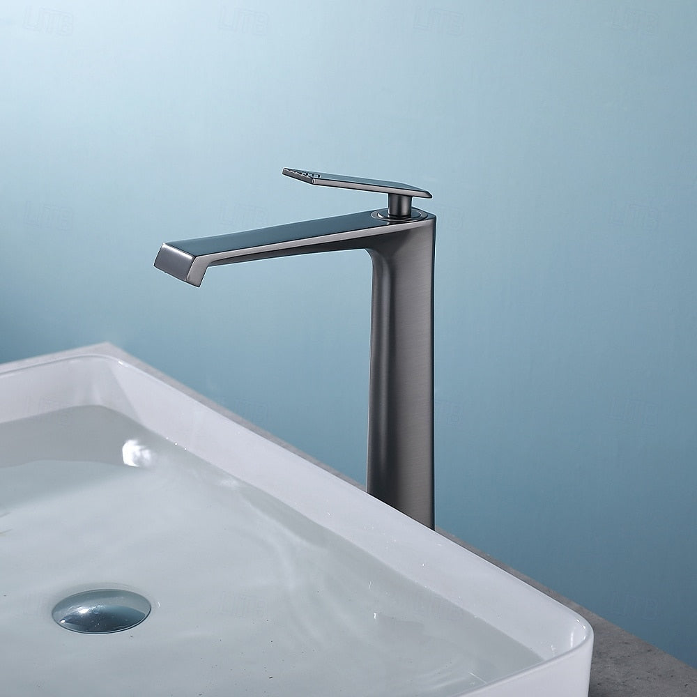 Modern Single-Hole Bathroom Faucet, Gunmetal Single-Handle Brass Faucet
