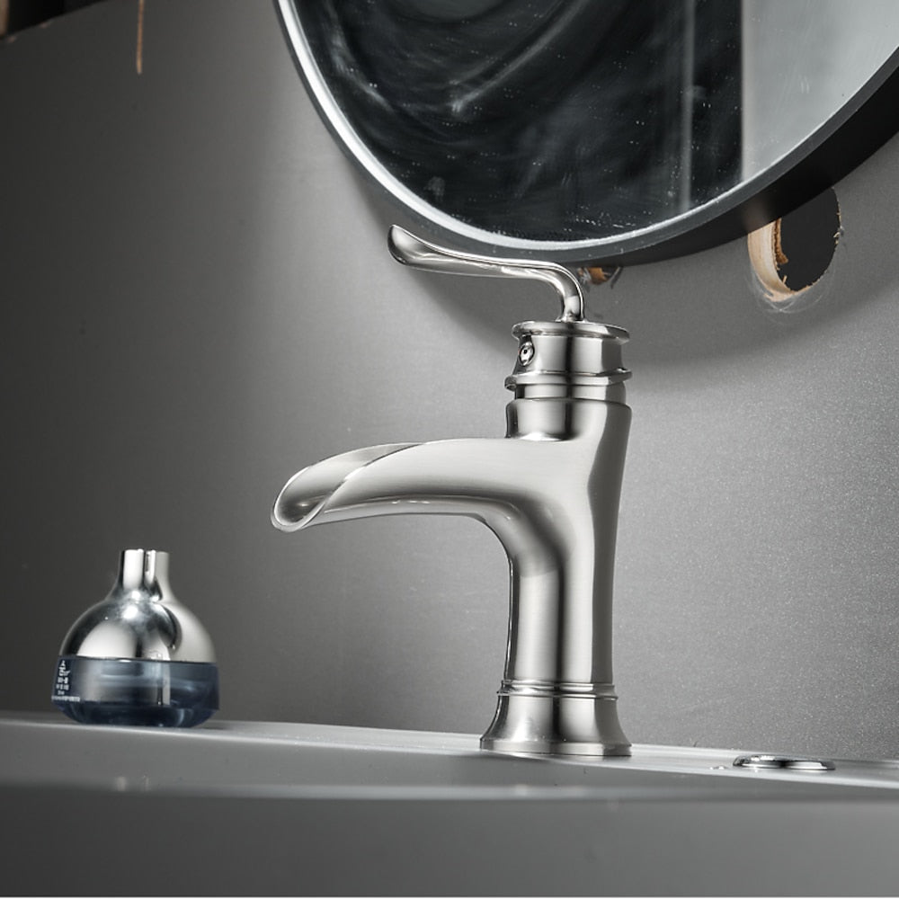 Waterfall Bathroom Faucet, Modern Single-Handle Brass Basin Faucet, Brushed Nickel / Matte Black