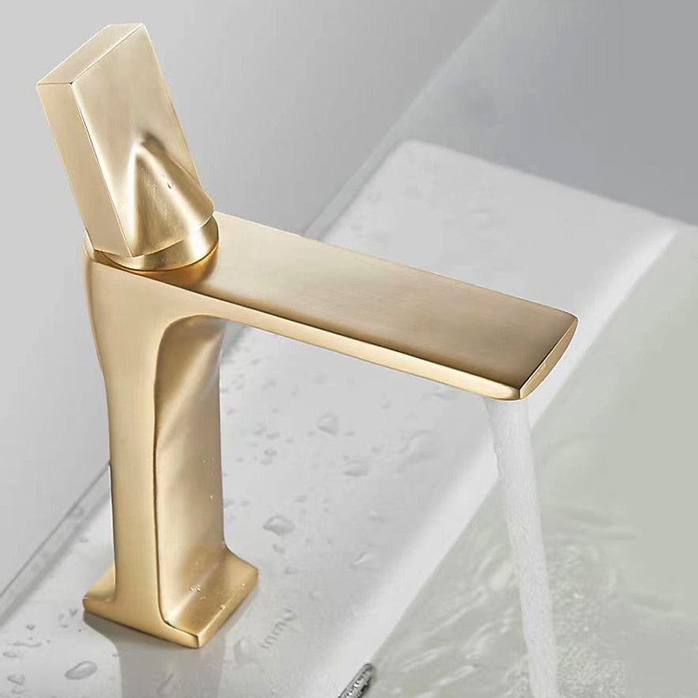 Brushed Gold Modern Bathroom Sink Faucet, Single-Hole Single-Handle Brass Faucet