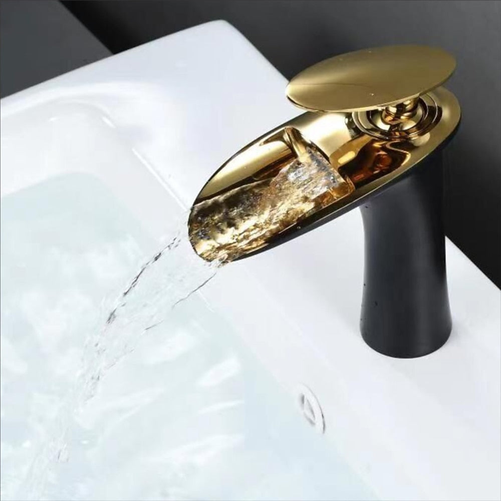 Modern Waterfall Bathroom Faucet, Single-Handle Single-Hole Faucet