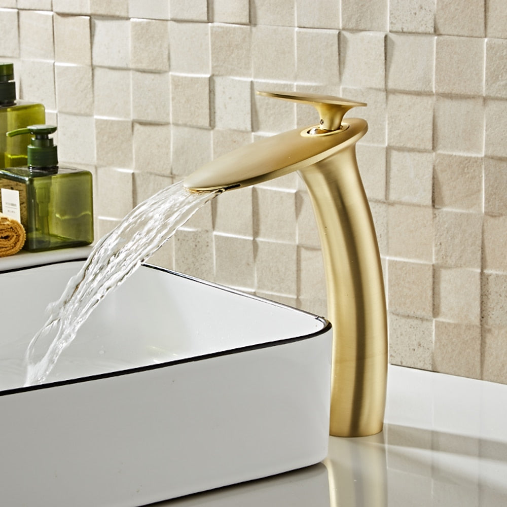 Modern Waterfall Vessel Bathroom Faucet, Single-Hole Single-Handle Faucet