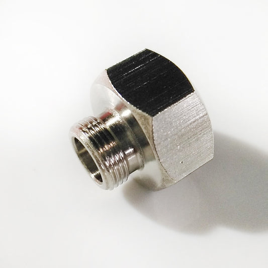 Lagomel faucet connector in chrome, set in a Contemporary bathroom